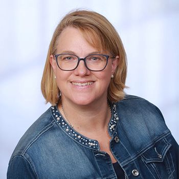Bettina Schell
